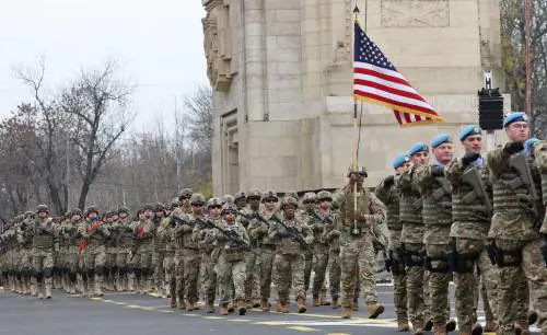 L'intervento di terra sembra più vicino. Ma la strategia Usa è piena di incognite