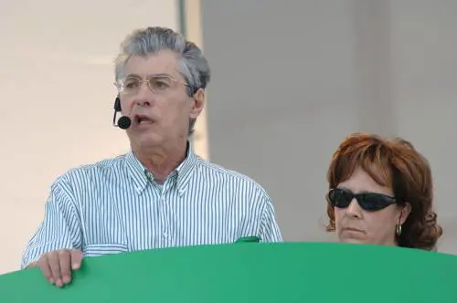 La vita privata di Umberto Bossi: i due matrimoni e l’amore per i quattro figli