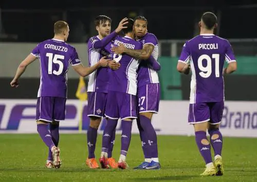 La Fiorentina fa il colpo in Polonia ed elimina il Rakow: viola ai quarti di Conference League