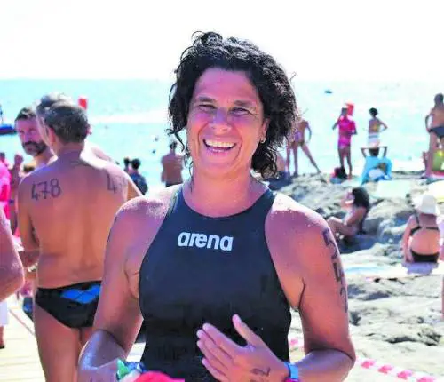 Il costume sotto la toga. L'avvocato dei mari doma l'isola di Mandela