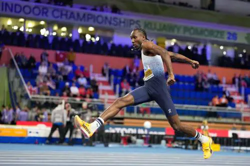 Diaz, il leone è tornato. Basta il primo salto per bissare l'oro iridato