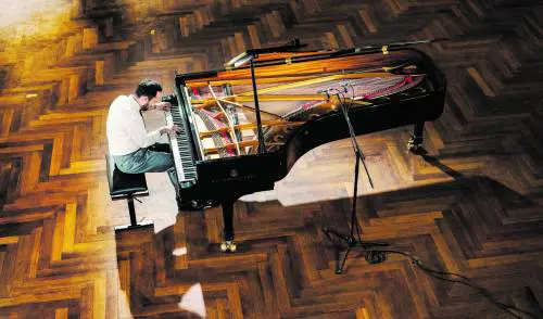 Igor Levit, il pianista star tra Eminem e la Scala