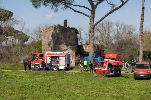 Anarchici uccisi da un ordigno. Progettavano un attentato