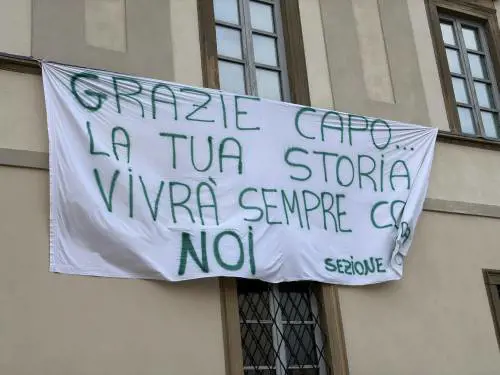 L'ultimo saluto a Umberto Bossi - FOTO