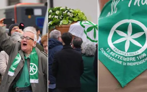 Le due Leghe si stringono intorno a Bossi a Pontida: fazzoletti verdi, applausi e cornamusa per l’ultimo saluto