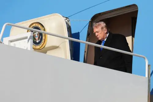 Trump: "Intesa con l'Iran". Ma Teheran nega i negoziati