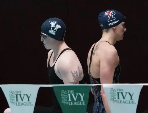 Olimpiadi, il Cio blocca le atlete transgeder: test obbligatorio per competere nelle gare femminili