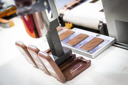 Non chiamatela solo cosmesi. Ora strizza l’occhio alla medicina