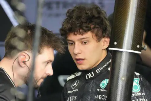 F1, seconda pole consecutiva per Antonelli in Giappone. Leclerc 4°, Hamilton 6°