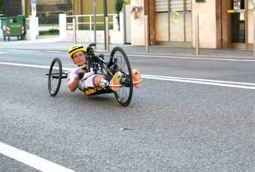 "Sono salita su una bici e alla mia malattia ho fatto una pernacchia"