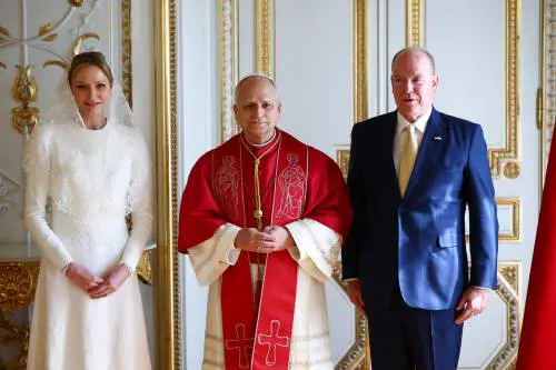  Missione del Papa a Monaco. Assist al principe anti-aborto 