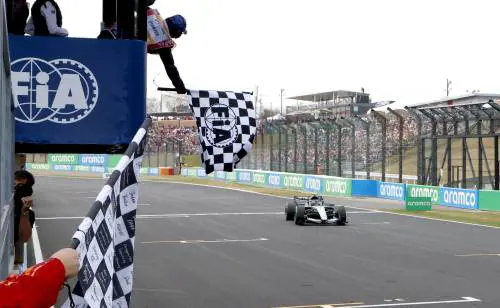 La splendida vittoria di Kimi a Suzuka - Guarda le foto