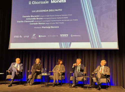 Il futuro dell'auto: la mobilità italiana al bivio tra crisi, innovazione e nuove tecnologie