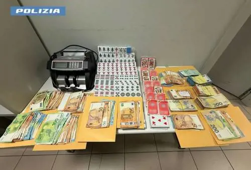 Bisca cinese per il poker in villa alla Bovisasca
