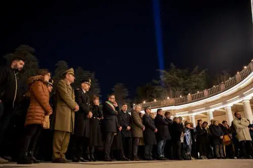 L'Aquila 17 anni dopo il terremoto, Meloni: "Ricordare vuol dire continuare ad esserci. Con serietà e responsabilità"