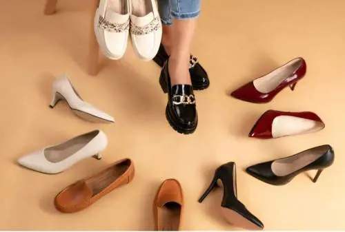 I modelli di scarpe della primavera per l'outfit di ogni giorno, comodissime anche per le over 60 anni