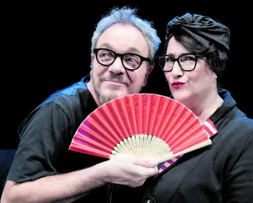 Nuzzo Di Biase, la stand up comedy di coppia. "Insieme da trent'anni, percepiti ottanta"