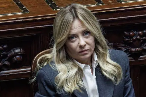 L'opposizione senza idee passa alle insinuazioni