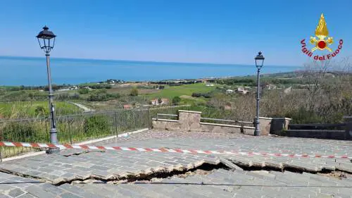 Frana in Molise, riparte la dorsale adriatica: riapre la ferrovia, ma resta l’allerta