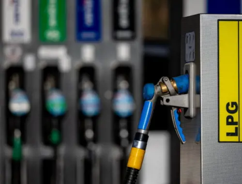 Golfo pronto a riprendere l'export di petrolio. Barile ancora in rialzo