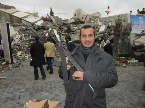 Il miliziano ringrazia i giudici italiani