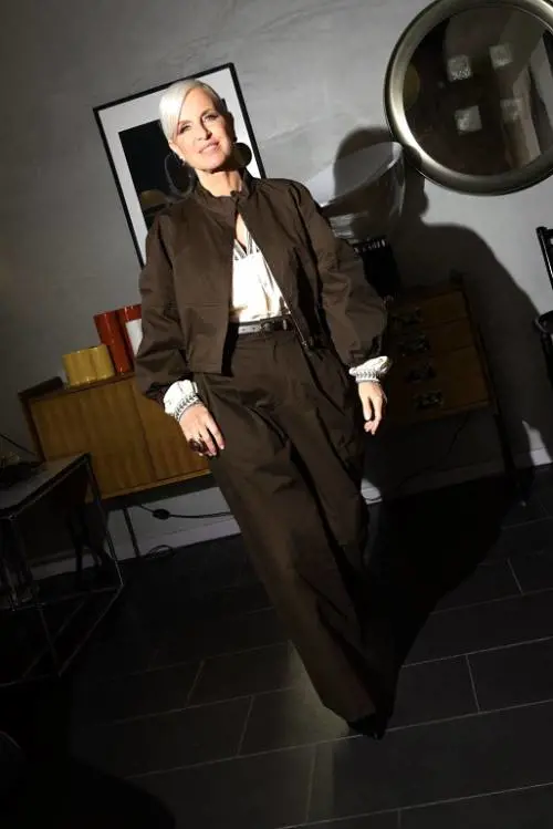 Carla Gozzi: l’outfit aiuta il colloquio di lavoro