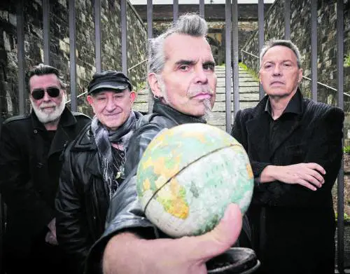 I Litfiba dopo quarant'anni celebrano il disco "17 Re"