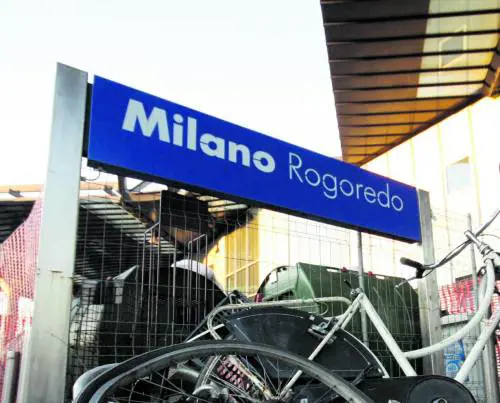 Rogoredo, blitz interforze sui binari. Treni bloccati, decine di passeggeri a terra