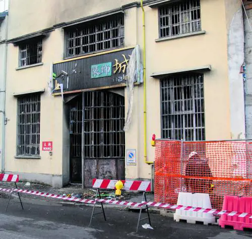 Rogo all'emporio con tre morti. La Procura chiede tre ergastoli