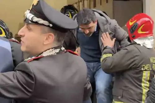 "In 5, gentili, ma con fare autoritario". Pista dei cassettari romani-napoletani