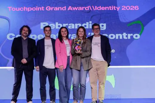 Touchpoint Awards Identity: Fkdesign conquista il Grand Award 2026 con il rebranding della Cooperativa