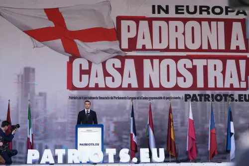 Torna l'internazionale sovranista. "Migranti, collasso pianificato"