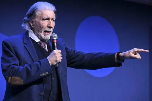 Ci mancava anche il Cav. L’ultima difesa di Scarpinato che fugge alle domande: niente scuse né spiegazioni sul caso Borsellino. Ma è bufera fra le toghe