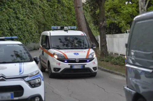 Festeggiava il compleanno coi genitori: il dramma di Gabriele, annegato a 7 anni. Ipotesi omicidio e piscina sequestrata