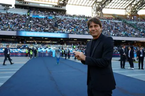 Conte, il futuro del leader ormai disperso