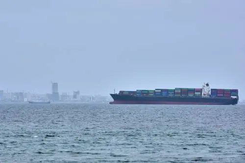 Sfida globale per aggirare il corridoio cieco di Hormuz