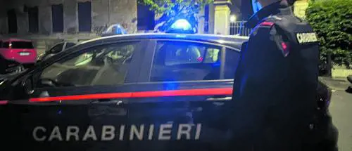 Ammazzata in strada con una coltellata alla gola. Ex convivente arrestato