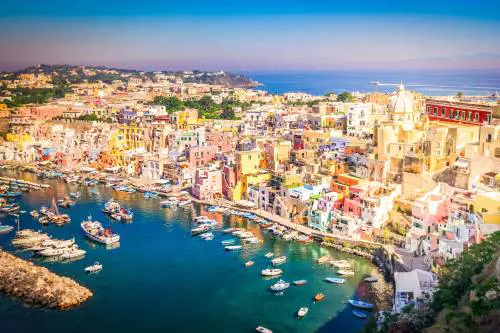 Foto di Procida da archivio Gattinoni