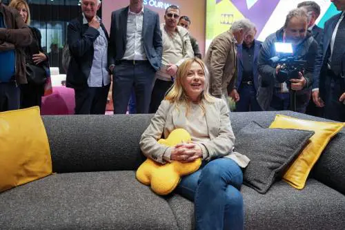 Meloni non condivide i dubbi del Quirinale. Un decreto ad hoc per risolvere lo stallo