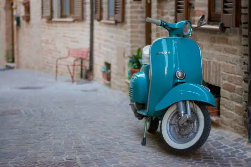 Gli 80 anni della Vespa
