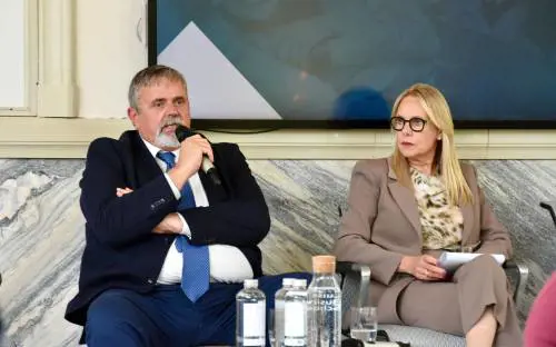 Rapporto di ricerca per il Primo Maggio 2026 UGL-Luiss Business School: il manifatturiero traina l’economia, occupazione ai massimi con quasi 4,4 milioni nel 2024