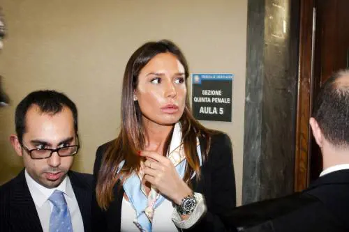 Il Quirinale sta con il governo. "Su Minetti aspettiamo le carte"
