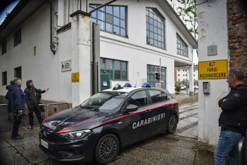 Le sorelle Cappa sentite dai carabinieri, Stefania in caserma per quasi tre ore. Sempio non risponderà ai pm: "Chiediamo un profilo sulla sua personalità"