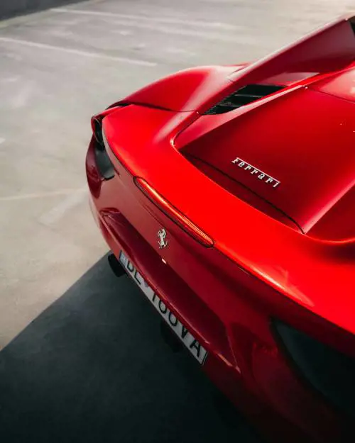 Ferrari batte le attese ma la Borsa vuole di più