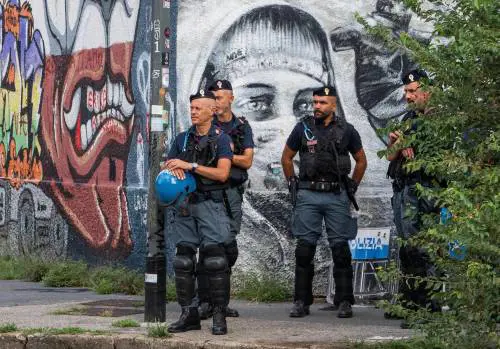 Il declino dei centri sociali. Sempre più circoli "snob" che resistono (comodi) negli immobili del Comune