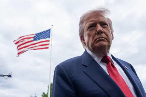 Trump: "Aspetto oggi una risposta da Teheran". Intelligence Usa: "Khamenei fondamentale nelle strategie dell'Iran"