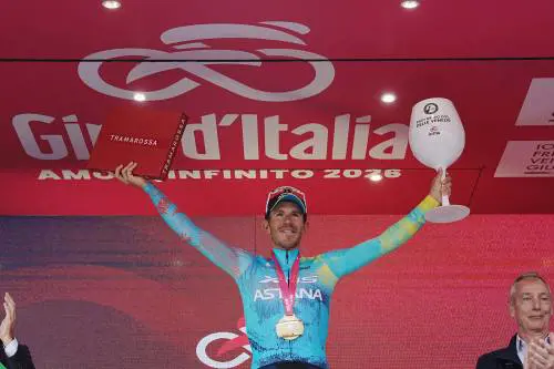La prima volta di Ballerini che resta in piedi nonostante la pioggia