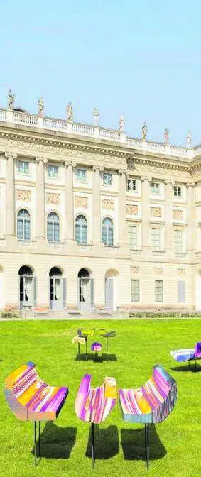 Prezzi, divise del personale, menu a tema: le regole della giunta per i bar nei musei