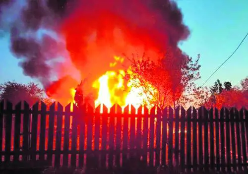 Rappresaglia Zelensky: droni su Mosca, 3 morti