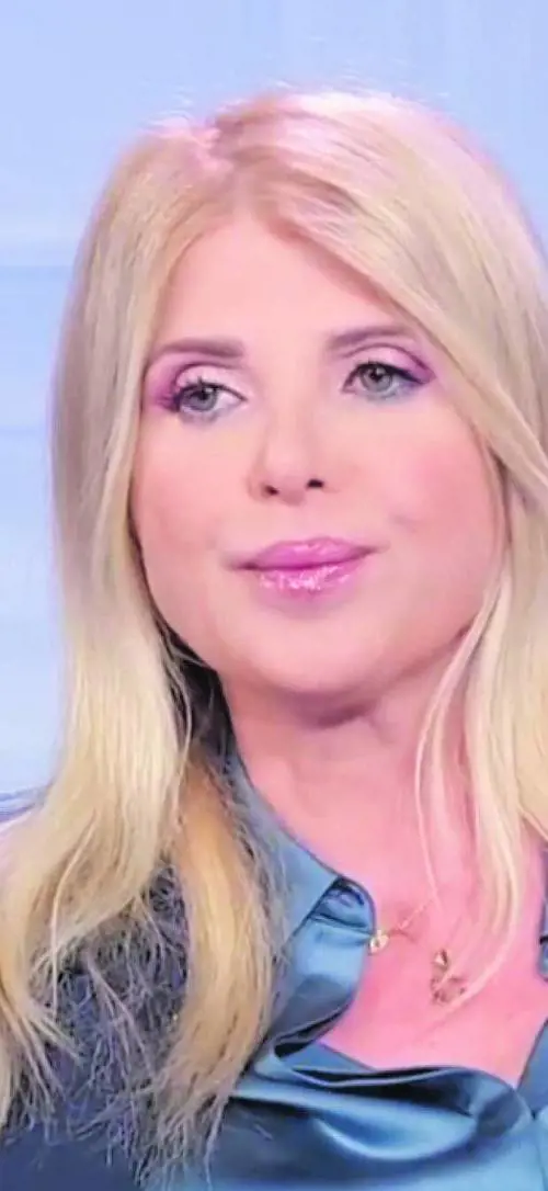 La Borrelli si scusa e prende una pausa dal video